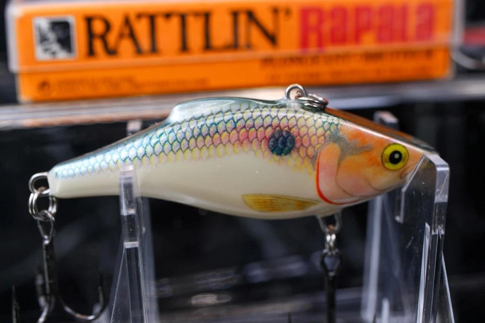 IN BOX  - LIMITED EDITION RNR-7 FISHING LURE scot forge prof.nage variable shad - Image 4 of 4