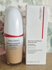 Revitalessence Shiseido Skin Glow Foundation SPF30 Bio-Boost 30ml Sunstone #410