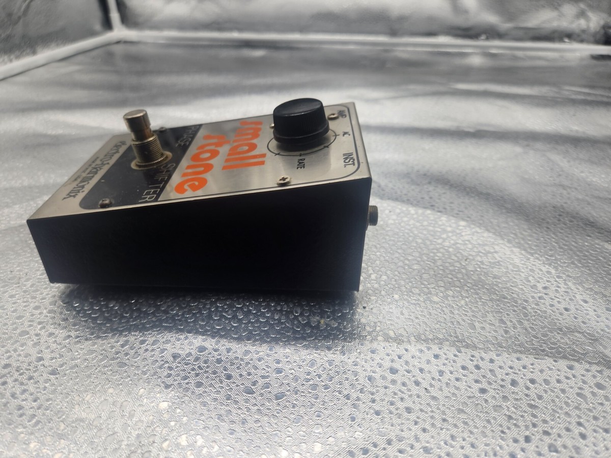 ギター SMALL STONE PHASE SHIFTER Electro-Harmonix Small Stone Phase Shifter V2 - What To Know