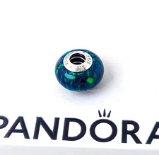 New 100% Authentic PANDORA Moments 925 Opalescent Green Charm 791691C04