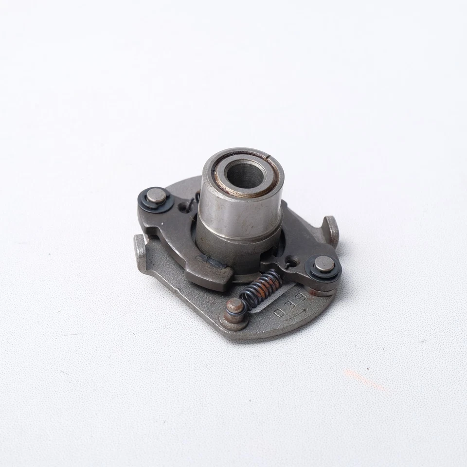 Honda Cub C50 C50M C65 C65M C70 C70K1 C70M Advancer Spark Nos P/N 30220-039-154 Foto 2 de 4