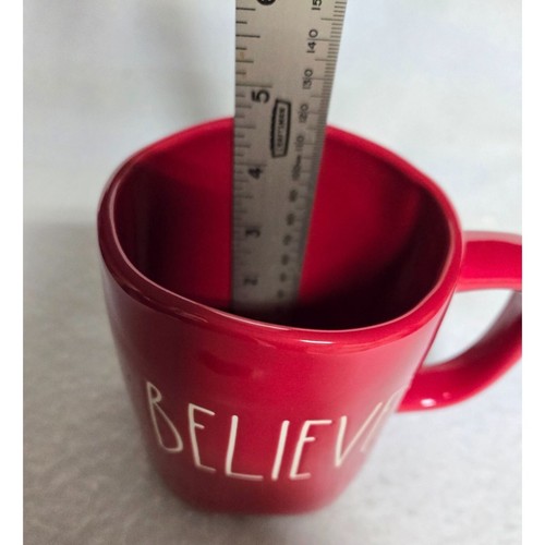 Tazza ceramica rossa Rae Dunn By Magenta "Believe" 14 oz - Foto 9 di 11