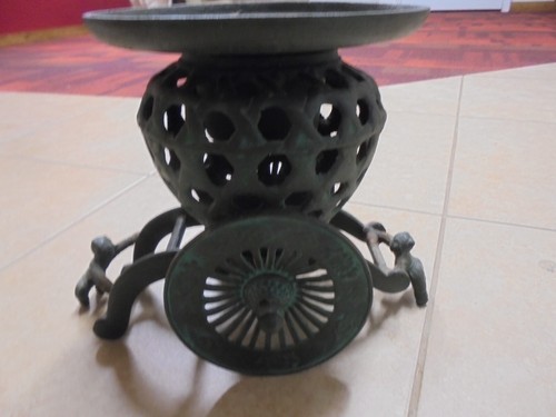 Japanese Vintage Ikebana Vase / Planter Heavy Cast Iron 3 Piece - Picture 7 of 8