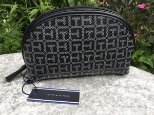 tommy hilfiger navy purse
