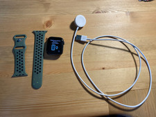 Apple Watch Series 5 44mm Space Grey Aluminium Case With Strap - MWVF2B/A