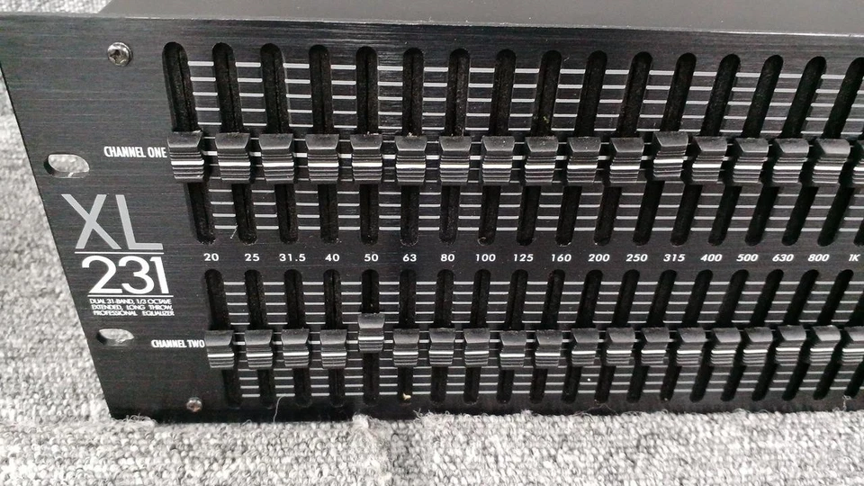 ART XL231 | Dual 31-Band Graphic Equalizer Ultra Low Noise Good Condition - Image 2 of 4