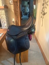 17.5” Medium Wide Calf Skin ASS Black Dressage Saddle, Spring Tree, FLAIR System