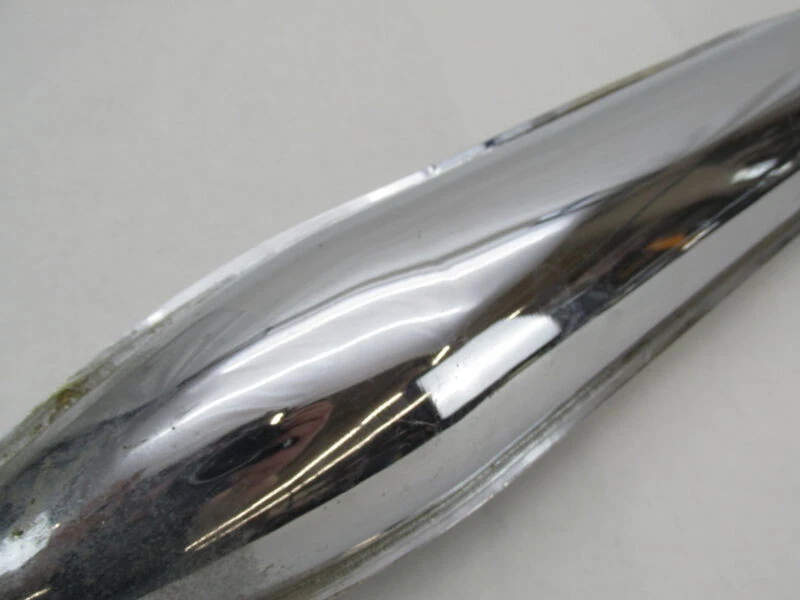 Harley Davidson Aermacchi 正品 Chrome 排气消声器 状况完好 — 第 4/4 张图片