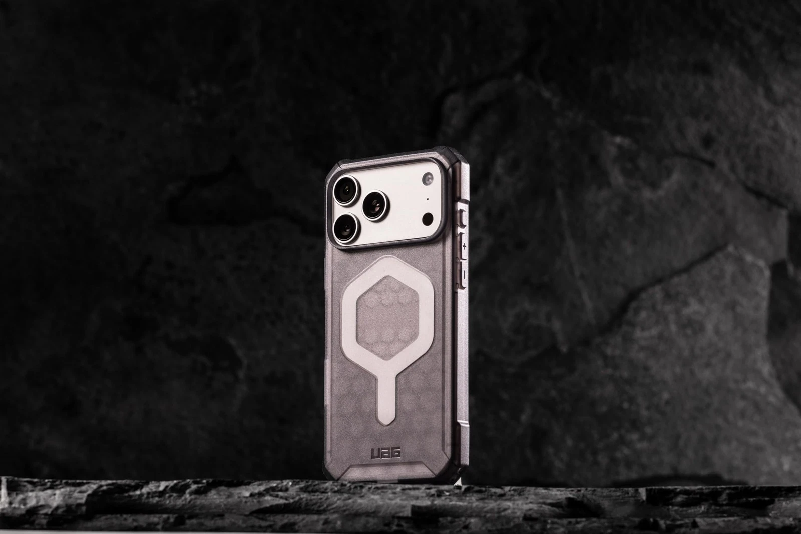 Urban Armor Gear Essential Armor Case - Thumbnail 2