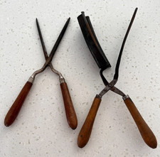 ANTYCZNY/VINTAGE Zestaw fal lub lokówek do włosów. Uchwyty stalowe i drewniane.