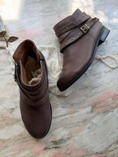Vionic Lona Brown Strappy Studded Leather Ank...