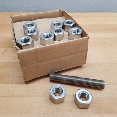 A320 B8-CL2/8 Stainless Steel Stud, 6-1/4'', 1-8 Thread Count - NEW