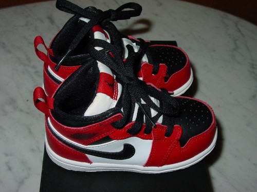 2020 Nike Air Jordan 1 "Chicago Black Toe" Black/Red MidToddler Shoes! Size 6C - Picture 4 of 16