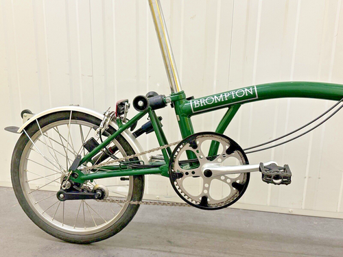 Brompton 3 Speed - Racing Green - 1 Year Warranty - Excellent Condition - Picture 5 of 8