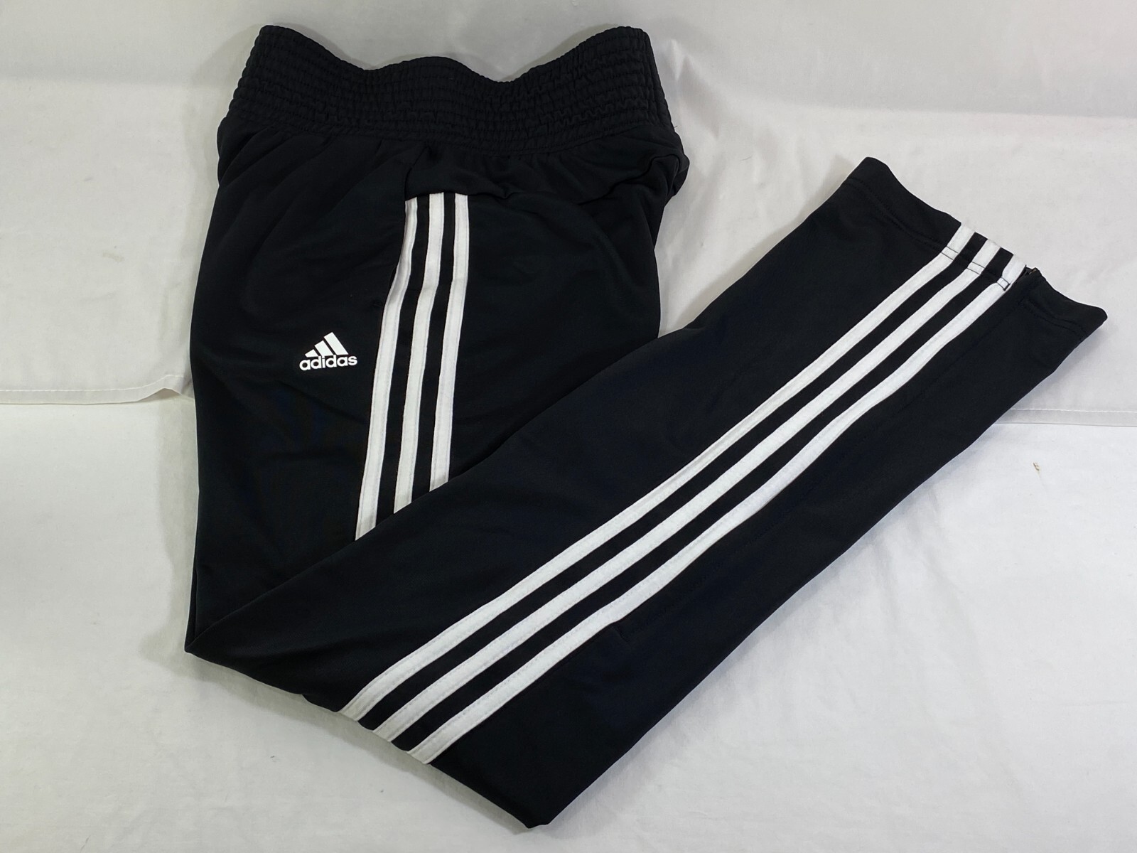 adidas Tri Women's 3 Stripes Track Athletic Yoga Pant… Gem