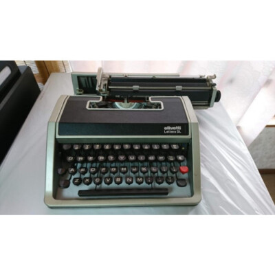 オリベッティ　Lettera DL ポータルタイプライター 中古】 olivetti オリベッティ Lettera DL タイプライター