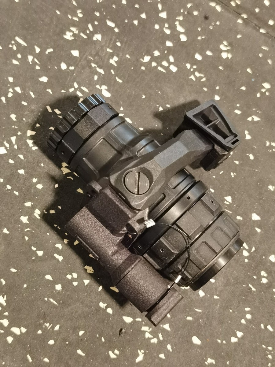 NVG | JVN | Jumelles de vision nocturne Night vision goggles monoculaire binoculaire iris Vente et service civil et professionnel PRS Technologies