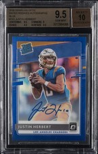 2020 DONRUSS OPTIC AUTOS BLUE #153 JUSTIN HERBERT ROOKIE RC BGS 9.5 AUTO 10