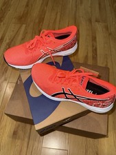 ASICS GEL-DS Trainer 26 Women s Low Top Lace-...