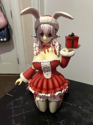 FREEing Super Sonico 1/4 Bunny Figure Statue Christmas Version