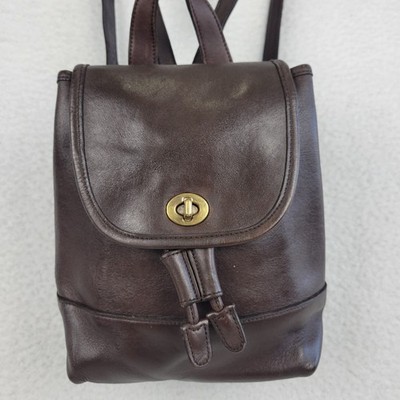 Coach Vintage Dark Brown Leather Backpack 9960 COACH 9960 Backpack Turnlock Leather Brown OLD Vintage  main image 3