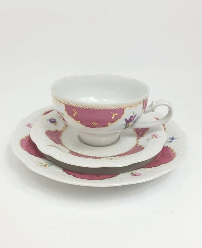 Alte Hochwertige Sammeltasse rosa KAHLA Goldrand Golddekor Vintage Porzellan