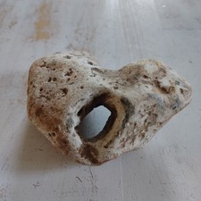 Hühnergott - Großer Stein mit Loch - Glücksstein - Deko - Aquarium - Terrarium 