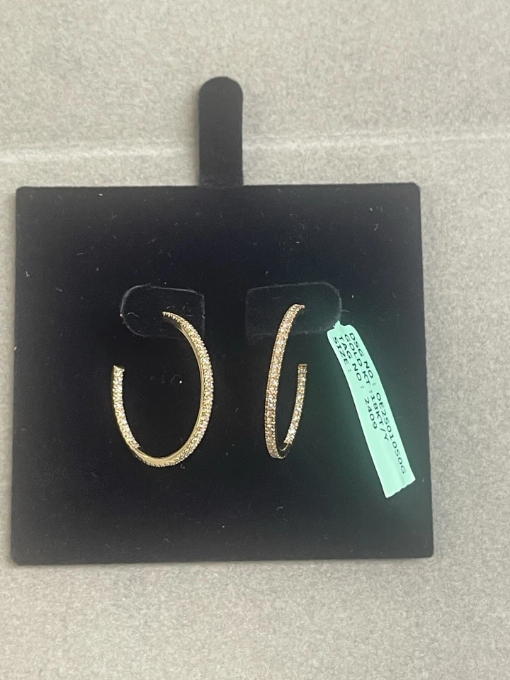 Серьги-кольца из желтого золота 18 карат с натуральным бриллиантом - Изображение 2 из 2