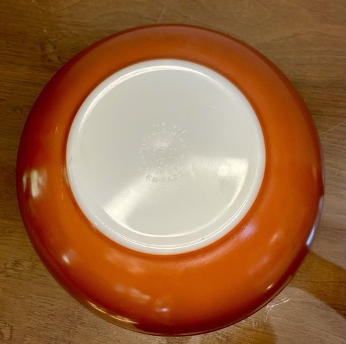 Vintage PYREX 404 4qt Americana Fall Mixing Bowl - Nesting Bowl - Brown - Picture 8 of 10