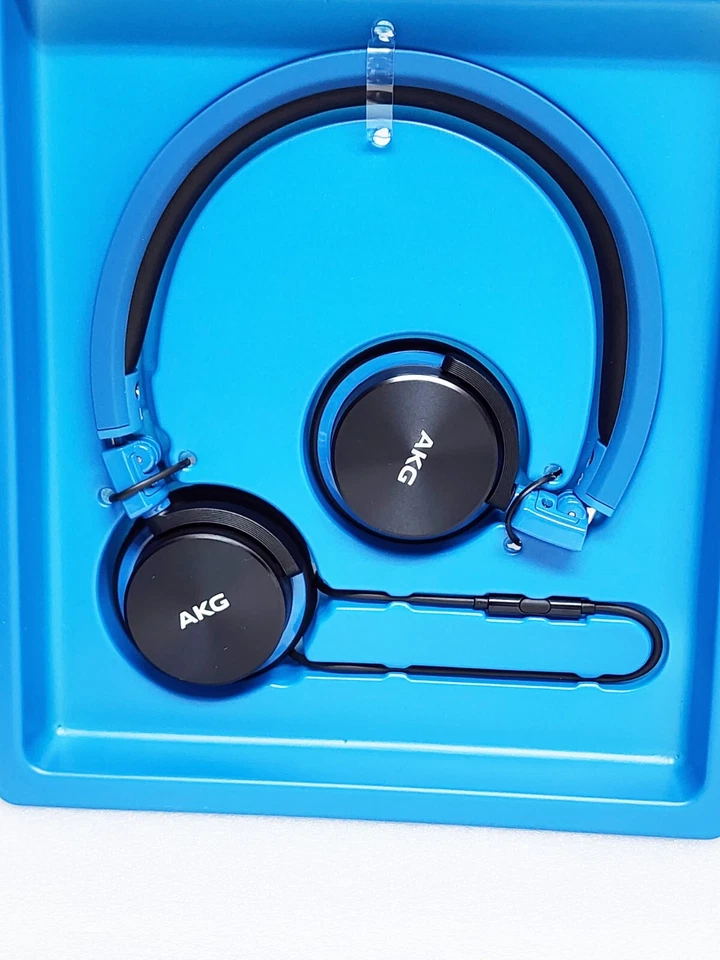 AKG Y40 Mini Auriculares On-Ear con Control Remoto/Micrófono y Cable Desmontable, Azul Foto 4 de 4