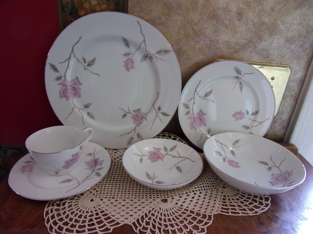 Dawn Rose Style House Vintage Fine China pc place setting Plate