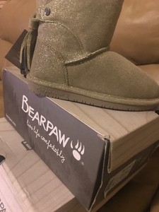 bearpaw mia