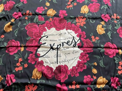Satin Scarf Black W/Roses Express L'amour est ce que l'on aime Love Quote 35X35