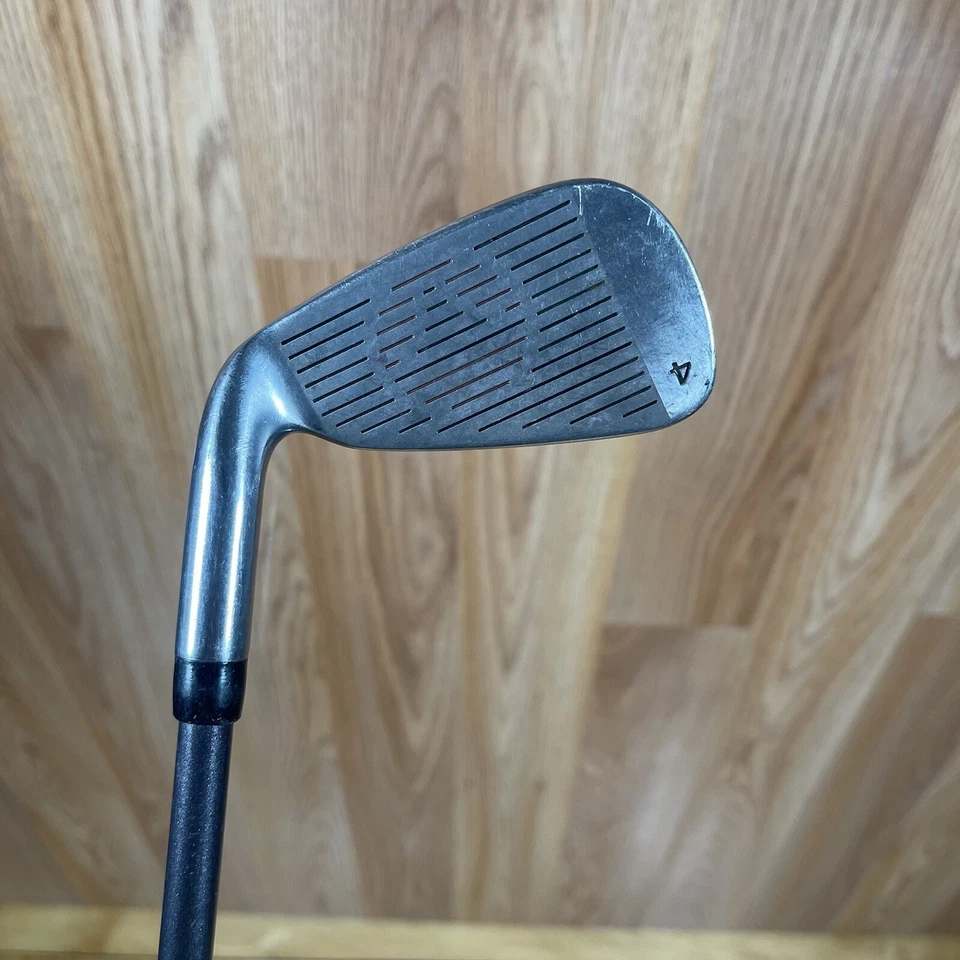 Quemador TaylorMade LCG 4 hierro diestro burbuja 2 ejes S-90 rígido flexible grafito 39 Foto 3 de 4