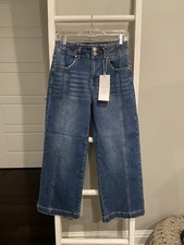 Women  s Risen high Waisted cropped Jeans