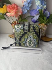 Vera Bradley Cambridge Mini Zip Around Wallet Retired pocket wallet EUC
