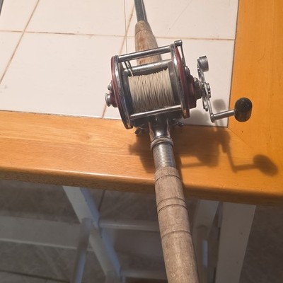 Penn 209 Level Wind Trolling Rod & Reel Combo 5 ft Right Hand Red/Silver/Tan