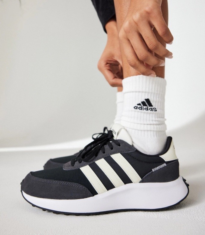 Adidas Women’s Run 70s Running Shoes Size US7 Adidas Women’s Run 70s Running Shoes Size US7