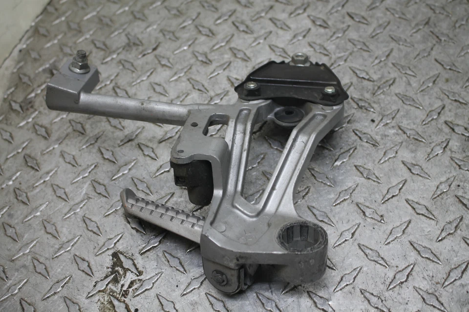 87 88 89 90 KAWASAKI ZX750 ZX 750 F PASAJERO TRASERO JUEGO ESTRIBERAS IZQUIERDA DERECHA Foto 4 de 4