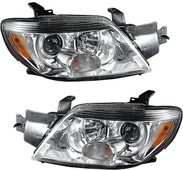 Headlights Headlamps Assembly (w/Bulb) Pair Set for 0506 Mitsubishi