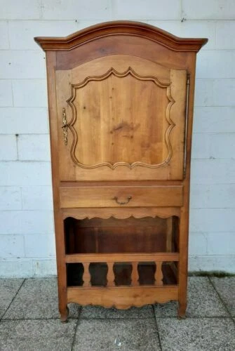 Armadi d'antiquariato Luigi XV da Francia