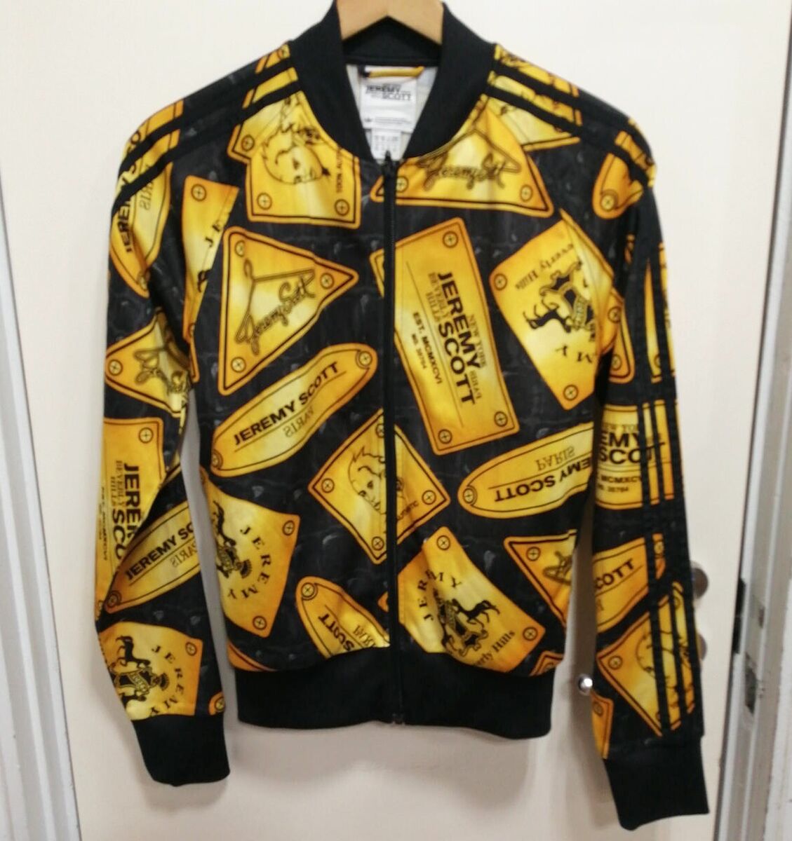 Adidas Originals ObyO Jeremy Scott KINGSMAN Gold plaque Adidas Originals ObyO Jeremy Scott KINGSMAN Gold plaque