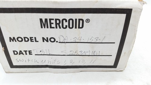 Dwyer - Mercoid DA-34-153-1 Bourdon Tube Pressure Switch - Picture 2 of 7