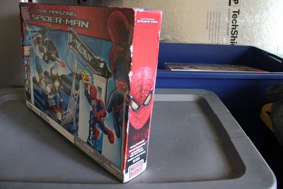 mega bloks the amazing spiderman lot 3 sets 91351, 91348, & 91330 Brand New - Image 3 of 4