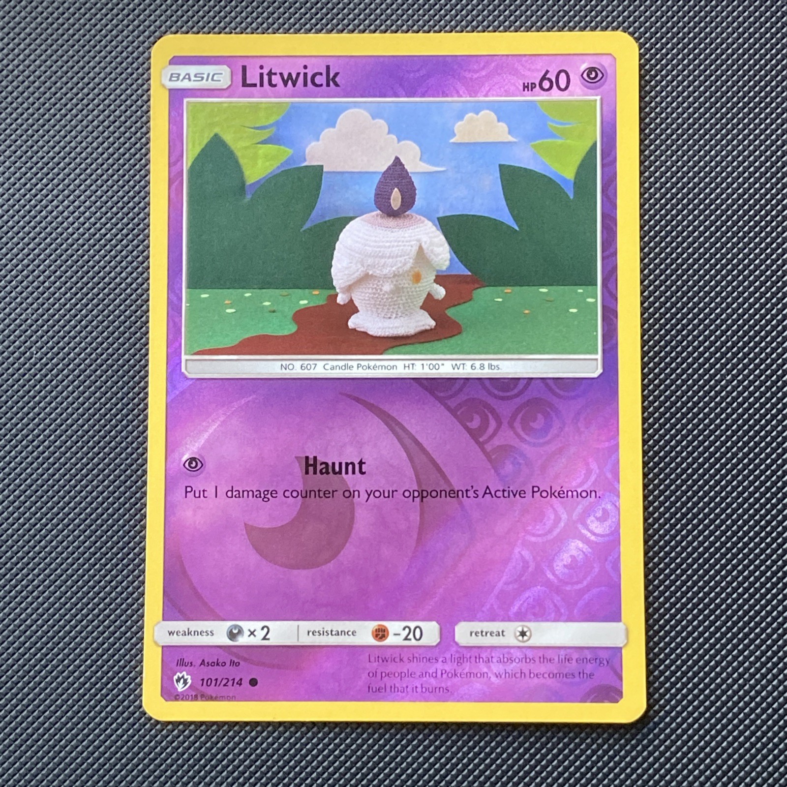 Litwick Reverse Holo Common 101/214 Pokémon TCG Sun & Moon Lost Thunder NM