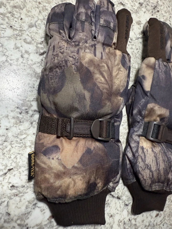 Cabela’s Gore-Tex Extreme Shooting Gloves Sz S NWOT Waterproof Trigger Finger - Image 3 of 4