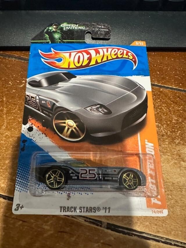2011 Hot Wheels Track Stars Fast Felion #74 (Green Lantern)