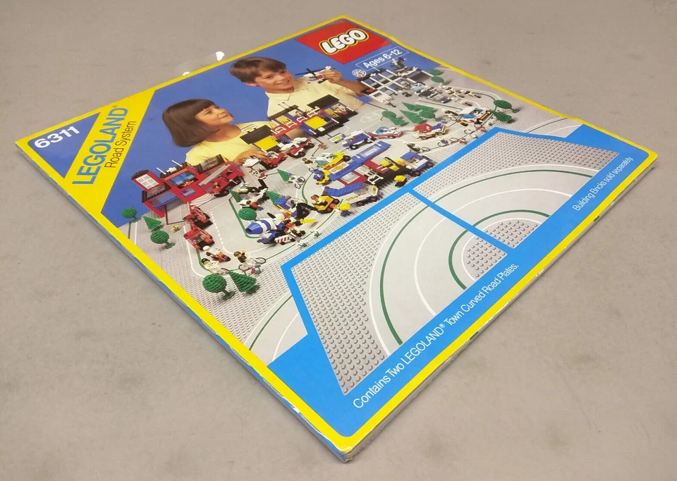 LEGO Town 6311 Curved Road Plates NEW! Street Bend Baseplate Gray City - Image 2 of 4