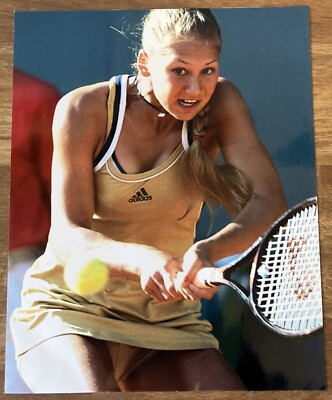 Anna Kournikova  Russian Professional Tennis Player/TV Personality 8X10 Photo 
