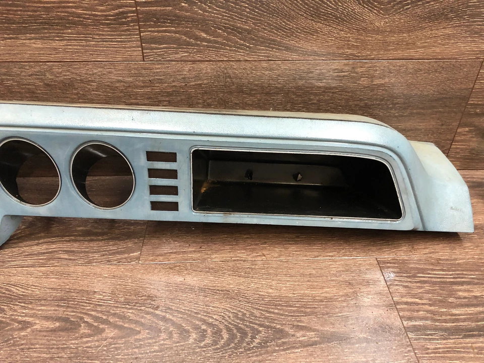 Dodge B-Series Van 1500, 2500, 3500; 1978 - 1997, спидометр, ободок приборной панели, синий - Изображение 4 из 4